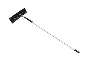 Dette er en praktisk snørake i hardplast med teleskopskaft i aluminium som kan dras ut og bli 493 cm lang.