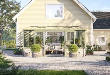 Green Room Lean To Elegant – veggdrivhus i grønn i klassisk/gammeldags stil på mur