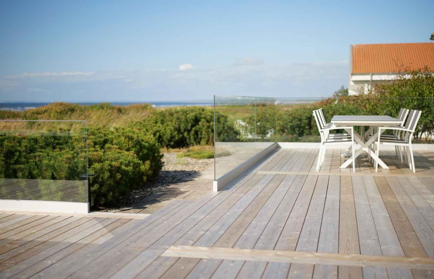 Glasracke View Altan Sommar