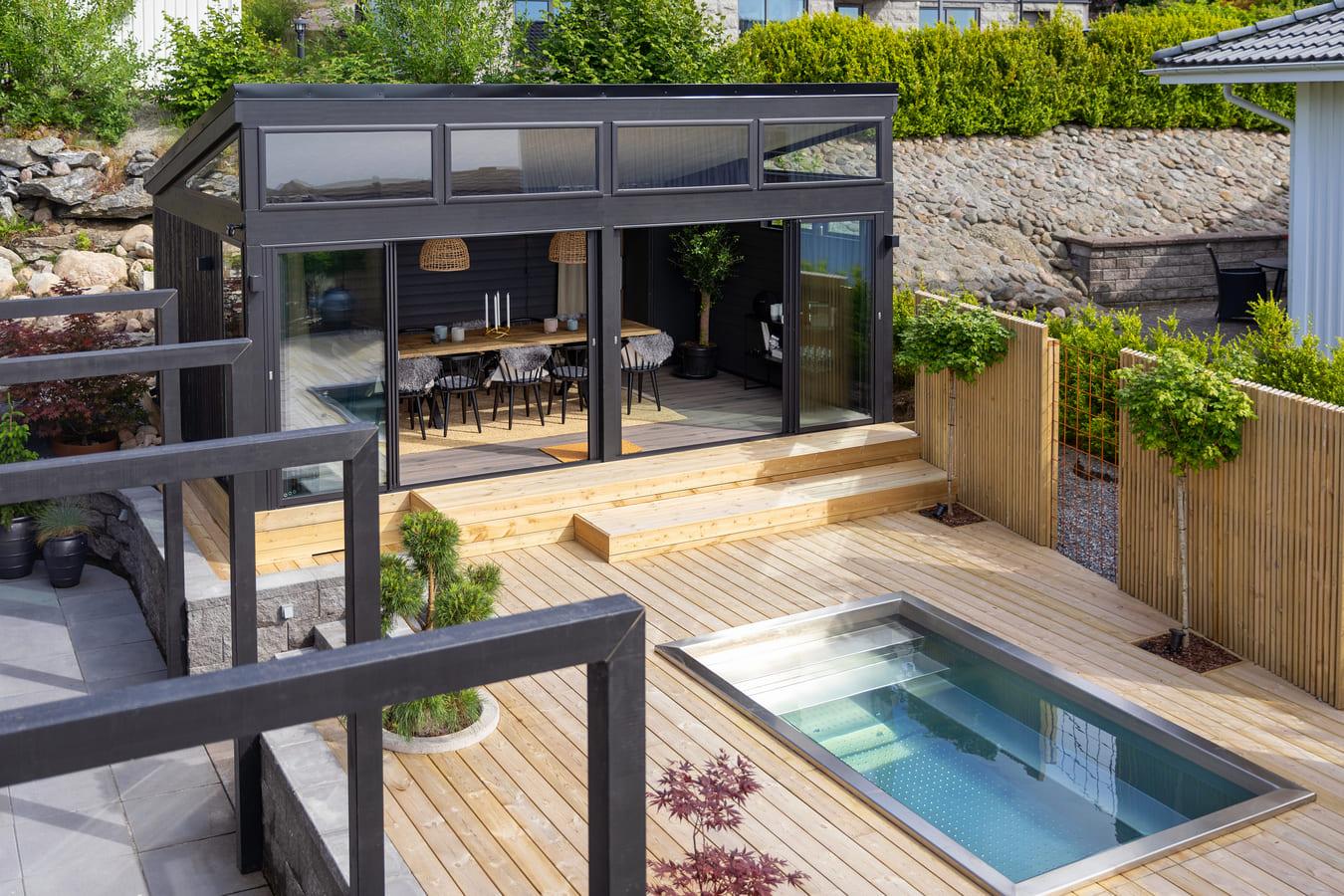 Fristaende Pulpet Svart 25 Kvm Wg62 Pool Altan Stenungsund