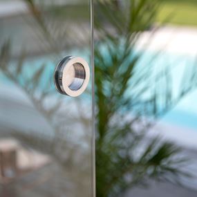WG 10 rammeløst glassparti til pergola og sommeruterom